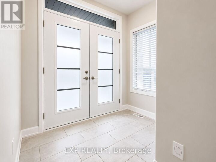 Property Photo:  528 Lucent Street  ON K4R 0G3 