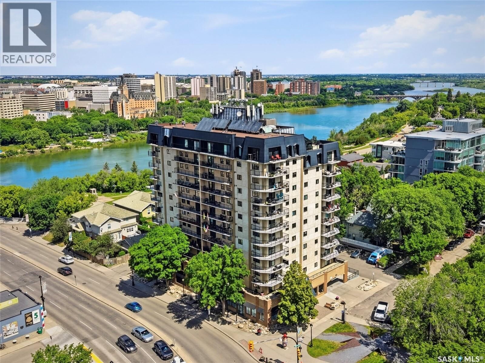 Property Photo:  606 611 University Drive  SK S7N 3Z1 
