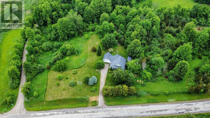 Property Photo: 134 Rockfield Road ON K0E 1R0