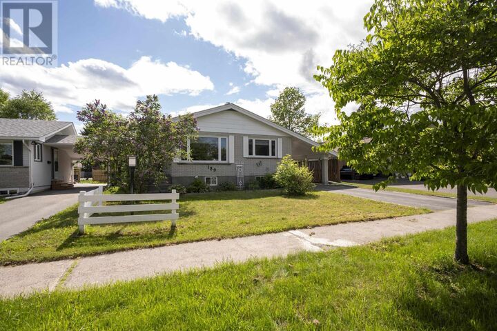 Property Photo: 189 Evans St ON P7B 5H4