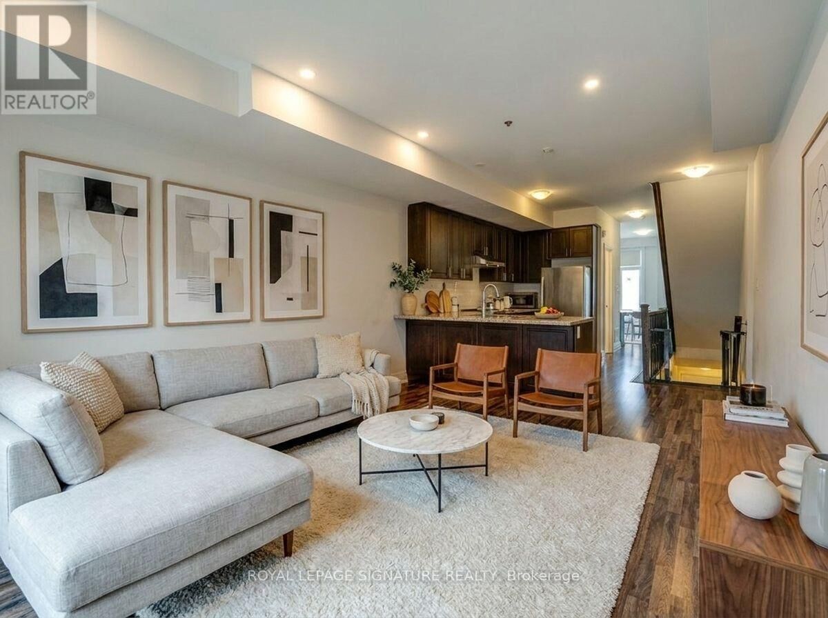 Property Photo:  59 Creekbank Road Upper  ON M6L 0A4 
