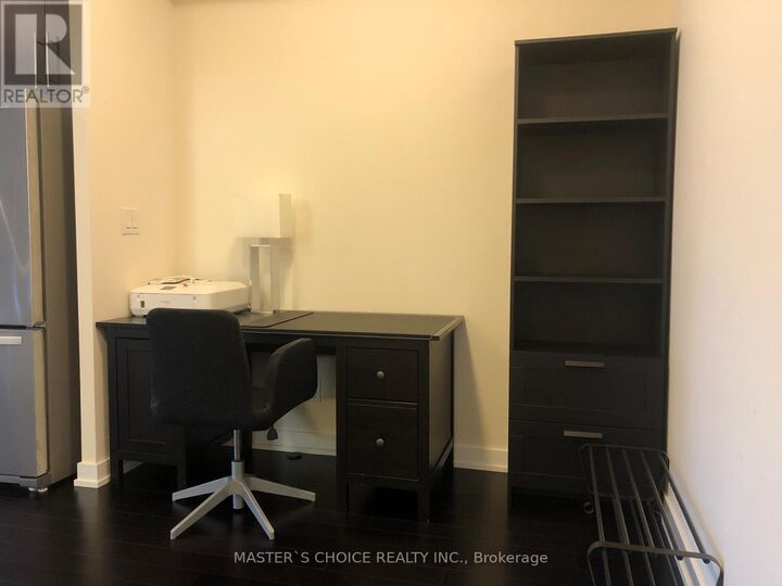 Property Photo:  4011 Brickstone Mews 1511  ON L5B 0J7 