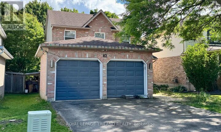 Property Photo:  82 Meadowridge Road  ON N6H 5E6 