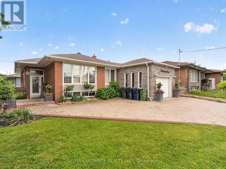 Property Photo:  5 Mandarin Road  ON M1M 1W2 