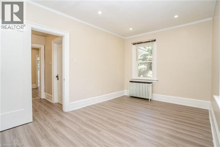 Property Photo: 12 Wellington Street North 2 ON N2H 5J4
