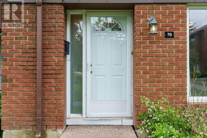 Property Photo:  2111 Montreal Road 76  ON K1J 8M8 