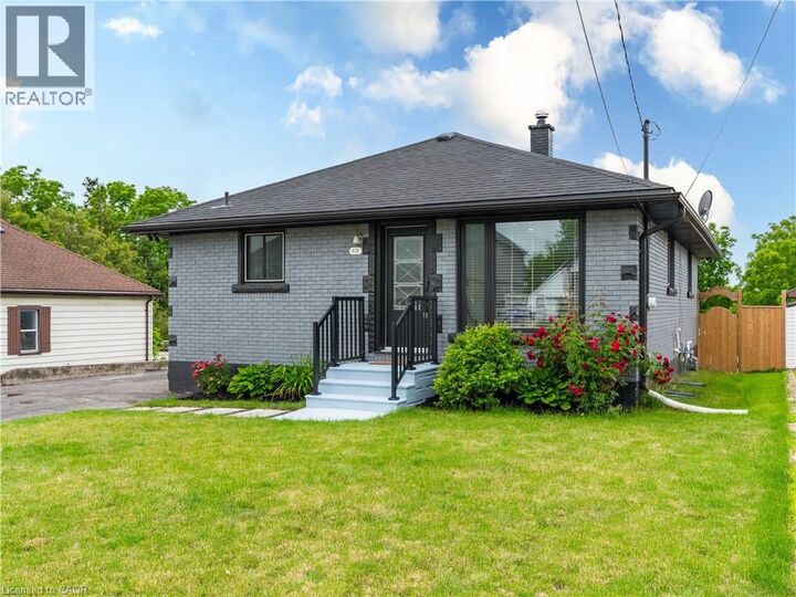 Property Photo:  69 Clarke Street North  ON N4S 7M4 