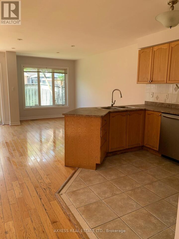 Property Photo:  18 Weatherell Drive  ON L7A 1Y7 