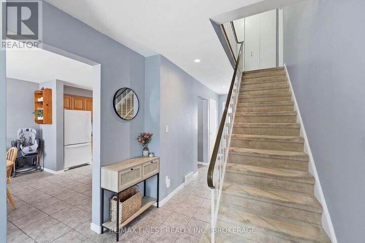 Property Photo:  140 Falkirk Terrace  ON K7M 4C2 