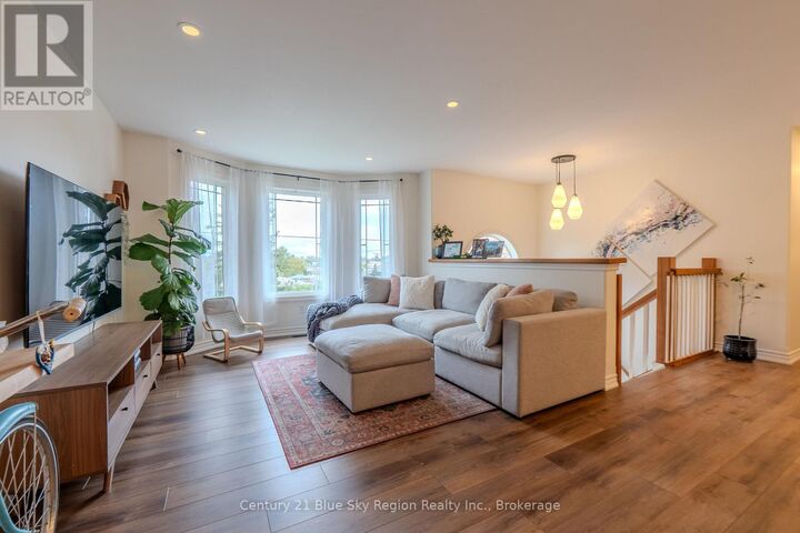 Property Photo: 65 Belleview Crescent ON P1B 8V2