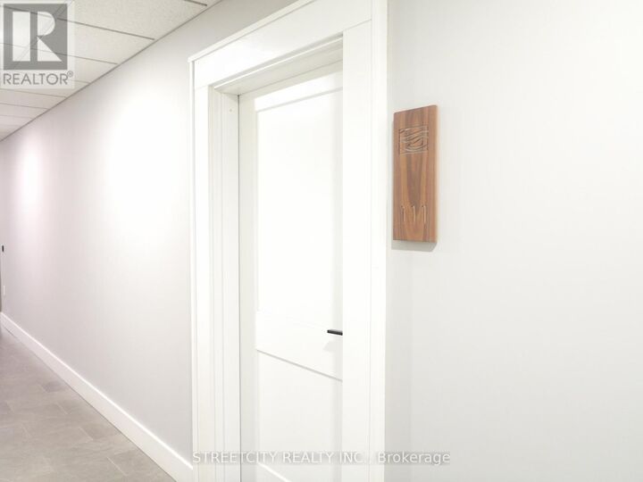 Property Photo:  480 Callaway Road 111  ON N6G 0N8 