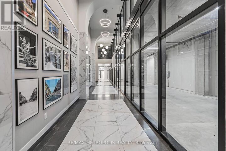 Property Photo:  223 Princess Street 709  ON K7L 1B3 