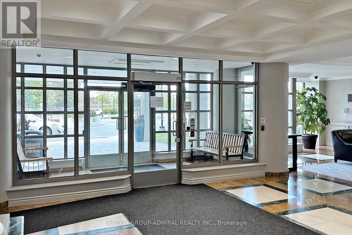 Property Photo:  11 Townsgate Drive 1510  ON L4J 8G4 