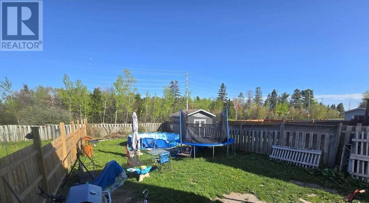 Property Photo: 6 Copernicus Dr ON P6A 6H2