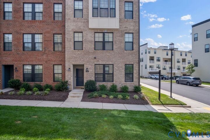 Property Photo:  591 Weaver Brook Walk A  VA 23233 