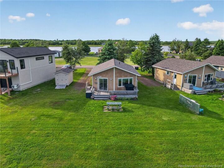 Property Photo:  102 York Street  NB E4W 4K2 
