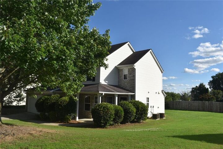 Property Photo:  1854 Pierce Way  GA 30519 