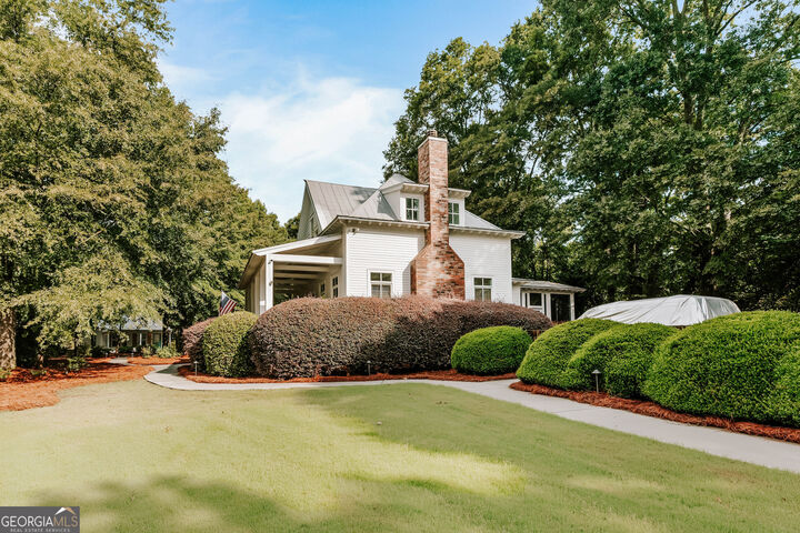 Property Photo:  310 Price Avenue  GA 30606 