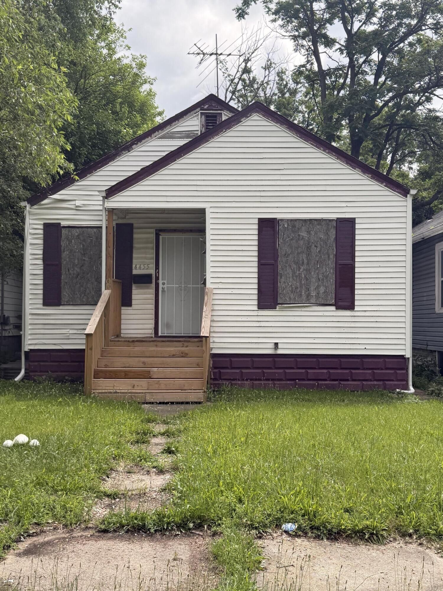 Property Photo:  4455 Madison Street  IN 46408 