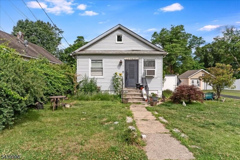 Property Photo: 1762 W 5th St NJ 08854