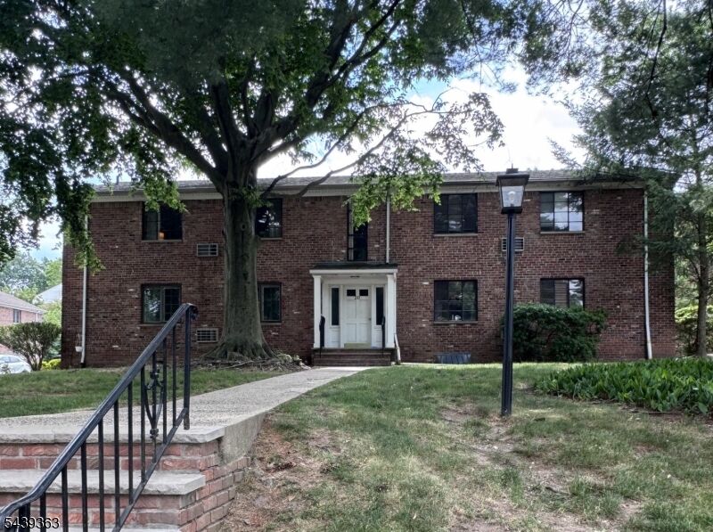 Property Photo: 24 Troy Dr NJ 07081