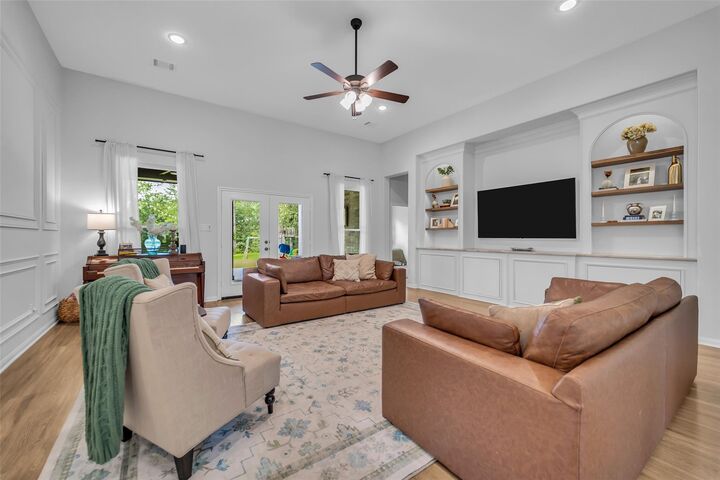 Property Photo: 14663 Diamond Shores TX 77378