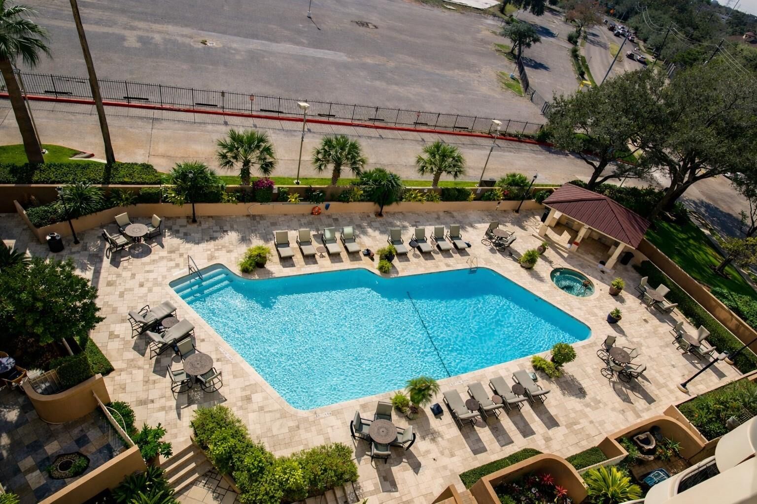 Property Photo:  3525 Sage Road 718  TX 77056 