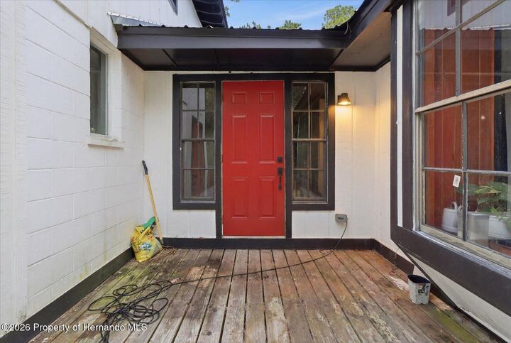 Property Photo:  1019 S Mildred Avenue  FL 34601 