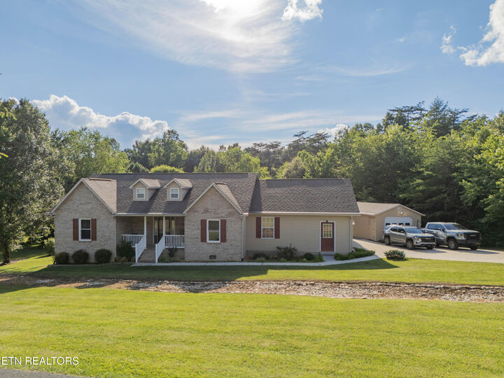 Property Photo: 542 Sunset Ridge Drive TN 38571