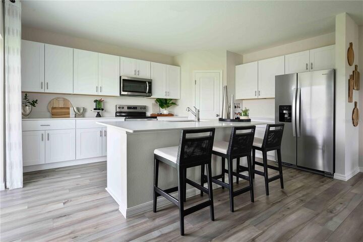 Property Photo: 33661 Noble Creek Place FL 33525