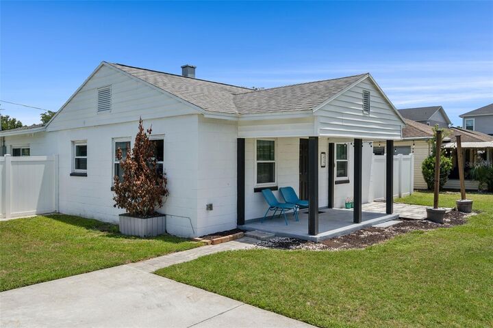 Property Photo:  217 W Story Road  FL 34787 