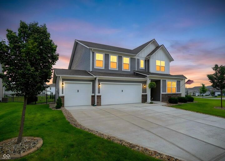 Property Photo:  36 Lively Place  IN 46034 