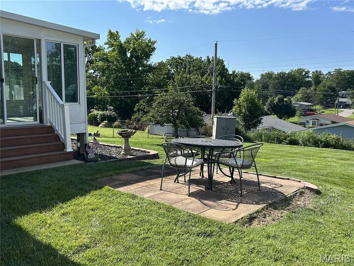 Property Photo:  612 Acorn Drive  MO 63126 
