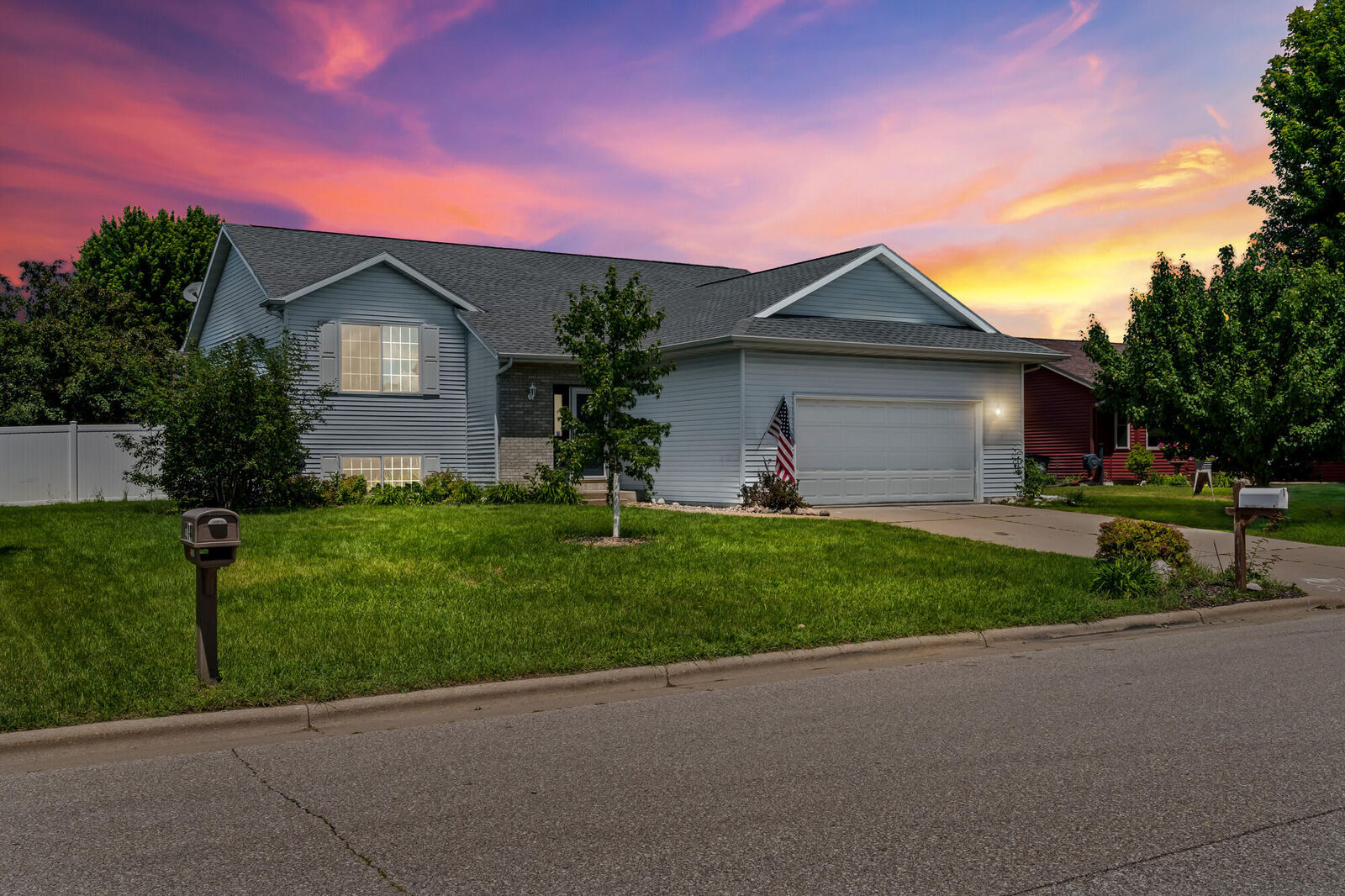 Property Photo: 213 Kenneda St WI 54636