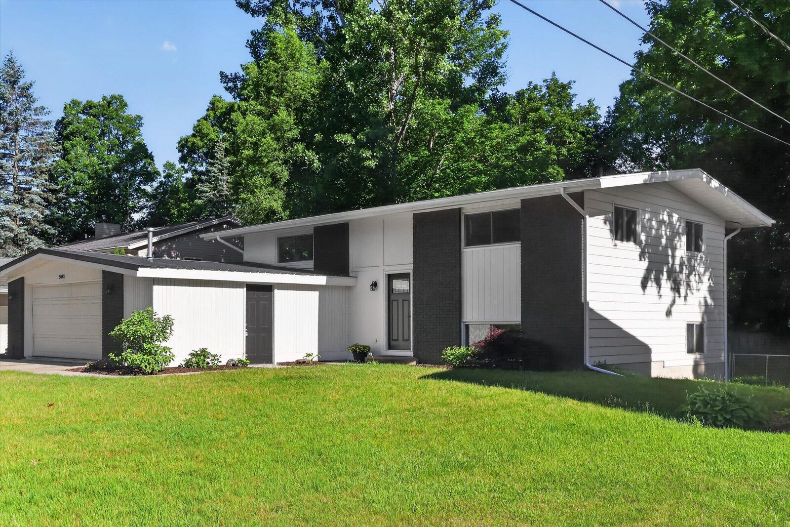Property Photo: 5043 New Orleans Street NE MI 49341
