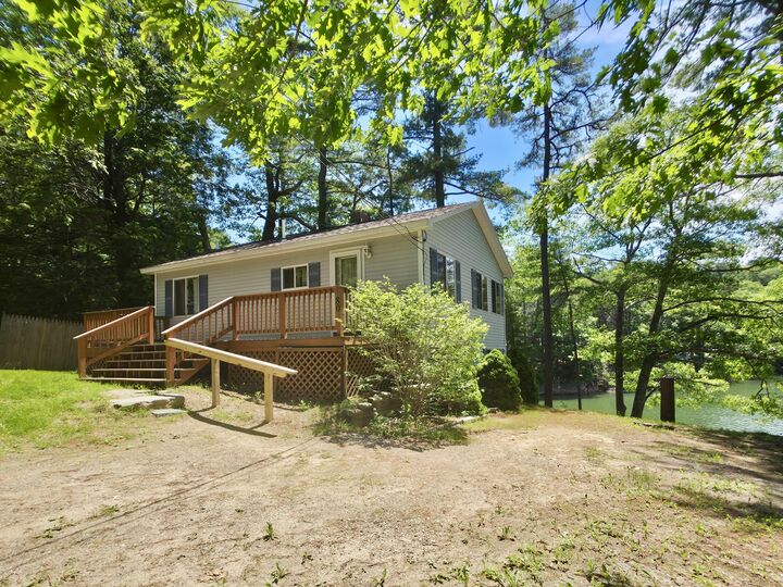 Property Photo:  80 Kings Point Road  ME 04530 