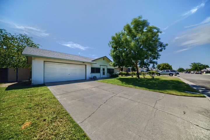 Property Photo:  2144 Herman Street  CA 95301 