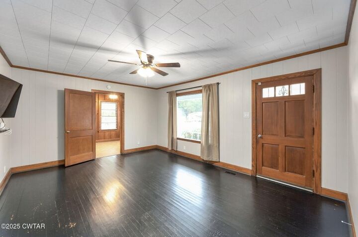 Property Photo:  510 E Tigrett St  TN 38040 