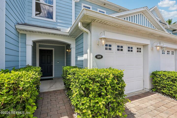 Property Photo: 189 Islander Drive FL 32080
