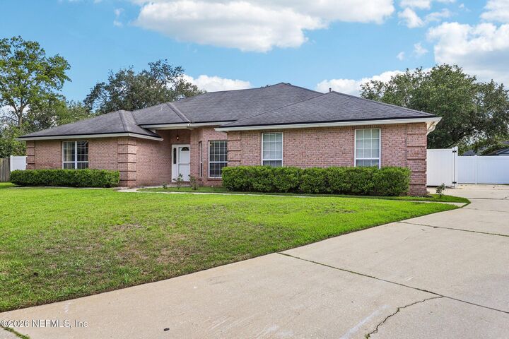 Property Photo: 3165 N Star Court FL 32068