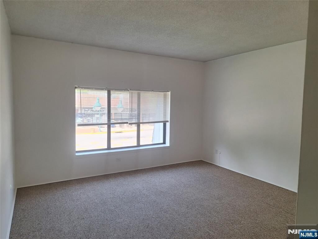 Property Photo:  222 Kinderkamack Road G  NJ 07649 