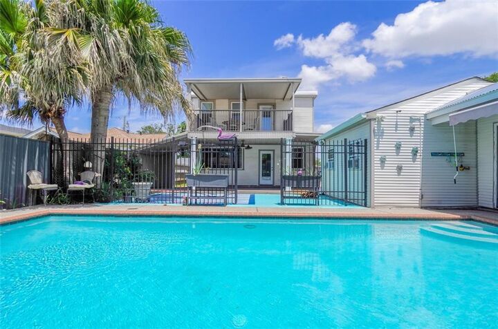 Property Photo:  3220 48th Street  LA 70001 