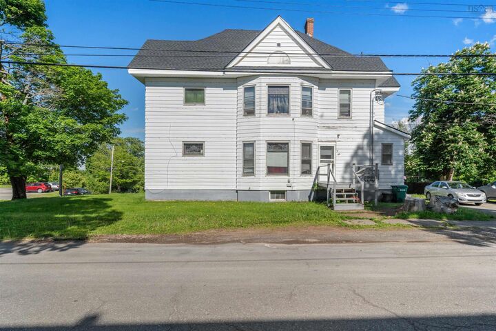 105 Park Street — photo 1