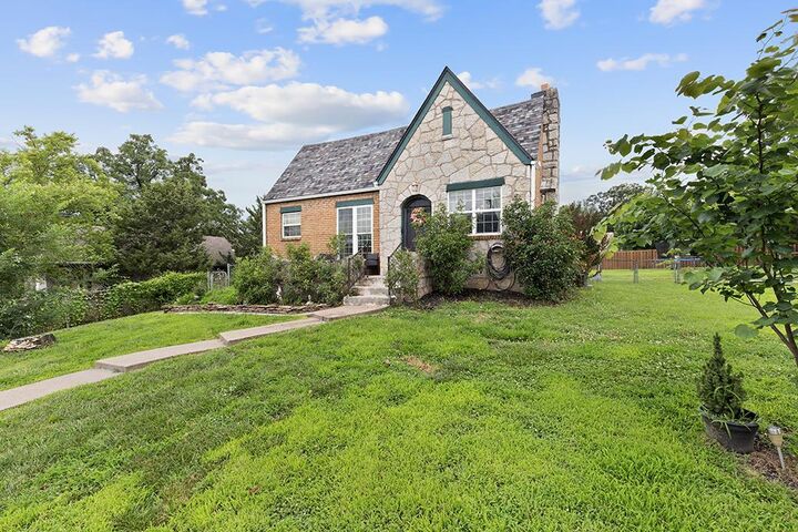 Property Photo:  3504 Joplin Avenue  MO 64804 