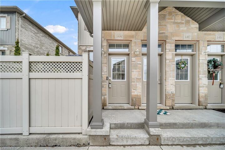 Photo de la propriété: 931 Glasgow Street 14A ON N2N 0B6