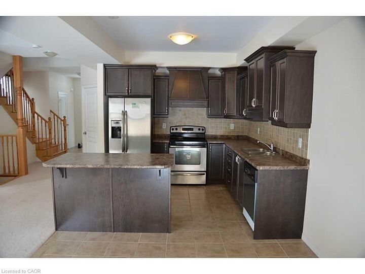 Property Photo:  327 Stonehenge Drive  ON L9K 1S7 