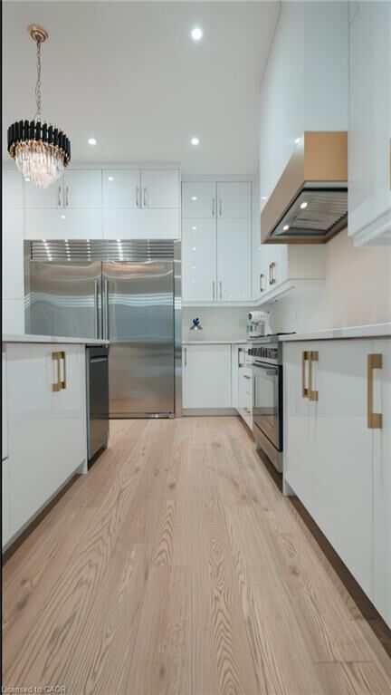 Property Photo: 18 Casavant Court ON L6A 5A5
