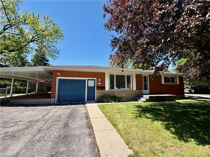 Property Photo:  27 Elizabeth Street  ON N3C 2T2 
