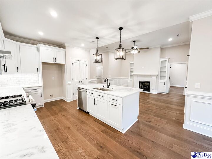 Property Photo:  418 Jefferies Ln  SC 29505 