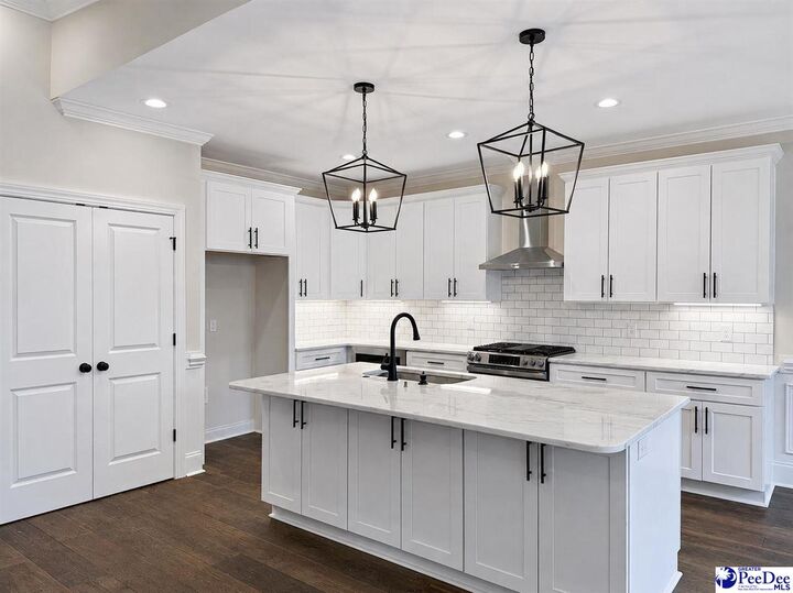 Property Photo:  418 Jefferies Ln  SC 29505 